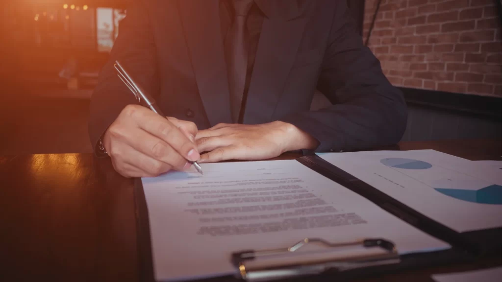 Avoid Premises Liability Lawsuits During the Holidays