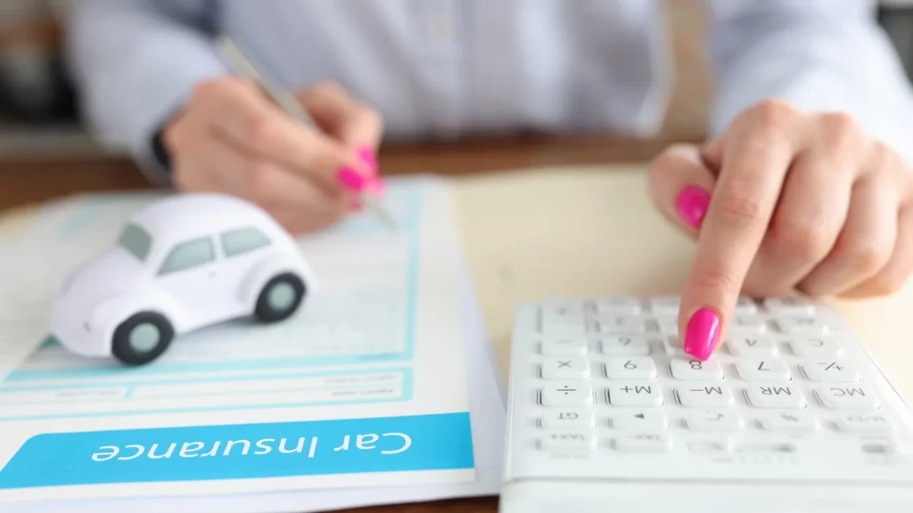 How Insurance Companies Calculate Settlement Offers image raw